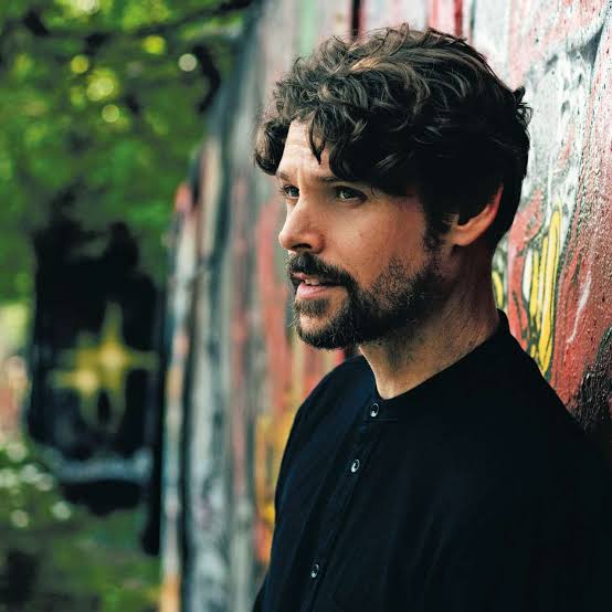 Jarrod Lawson Biography: Career, Music, and the Rise of a Modern Soul Icon